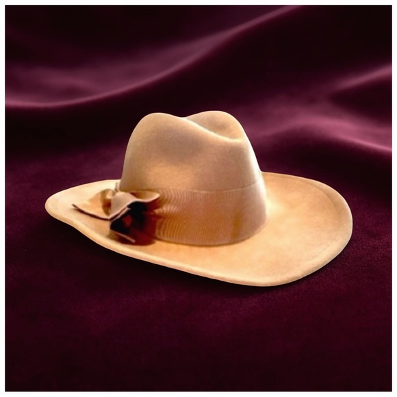 Betmar Women’s Wide-Brim Wool Fedora – Beige – Style WPL-4386 – Like New - Picture 5 of 10